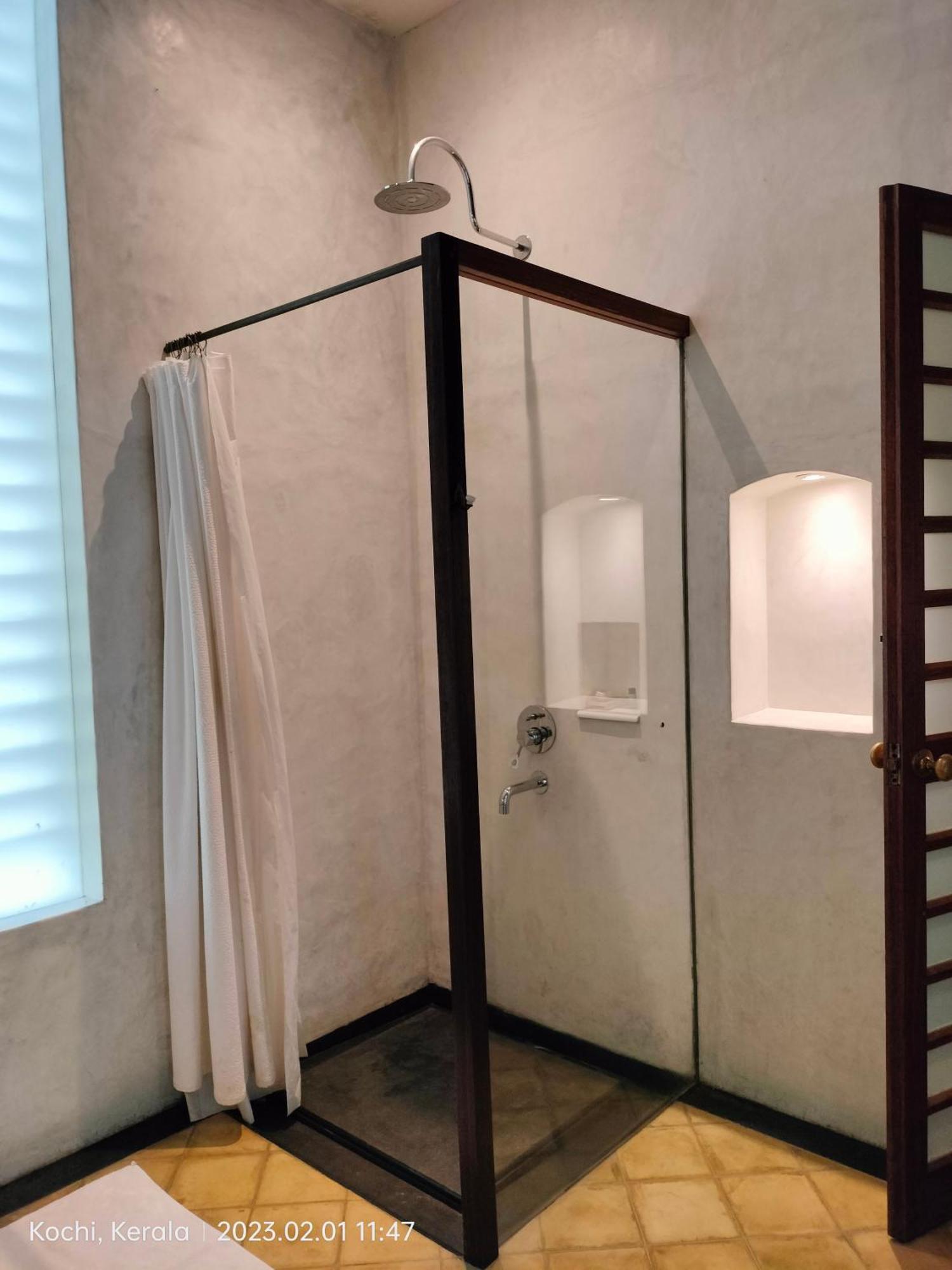 Baymaas Lake House Kochi エクステリア 写真