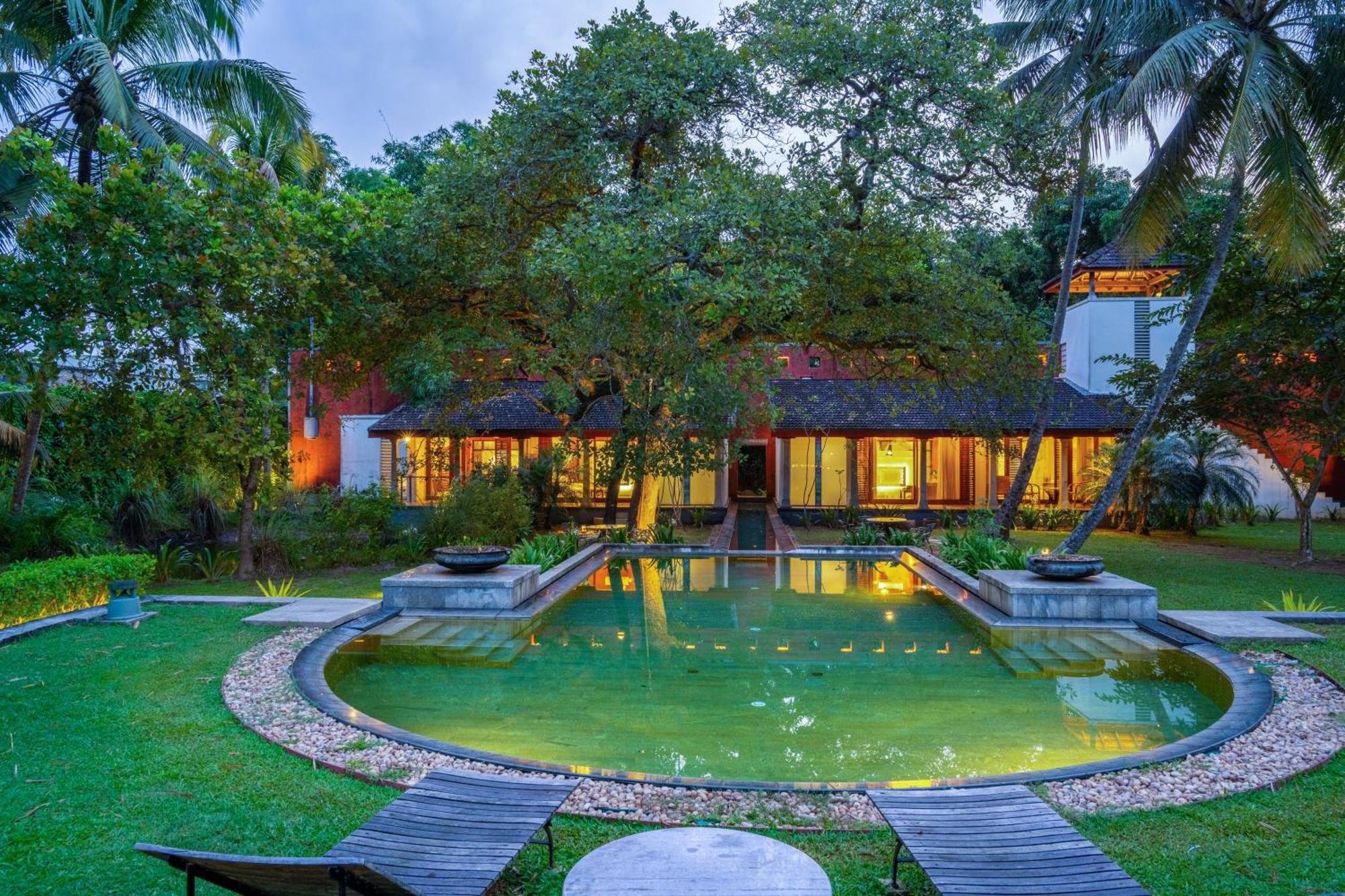 Baymaas Lake House Kochi エクステリア 写真